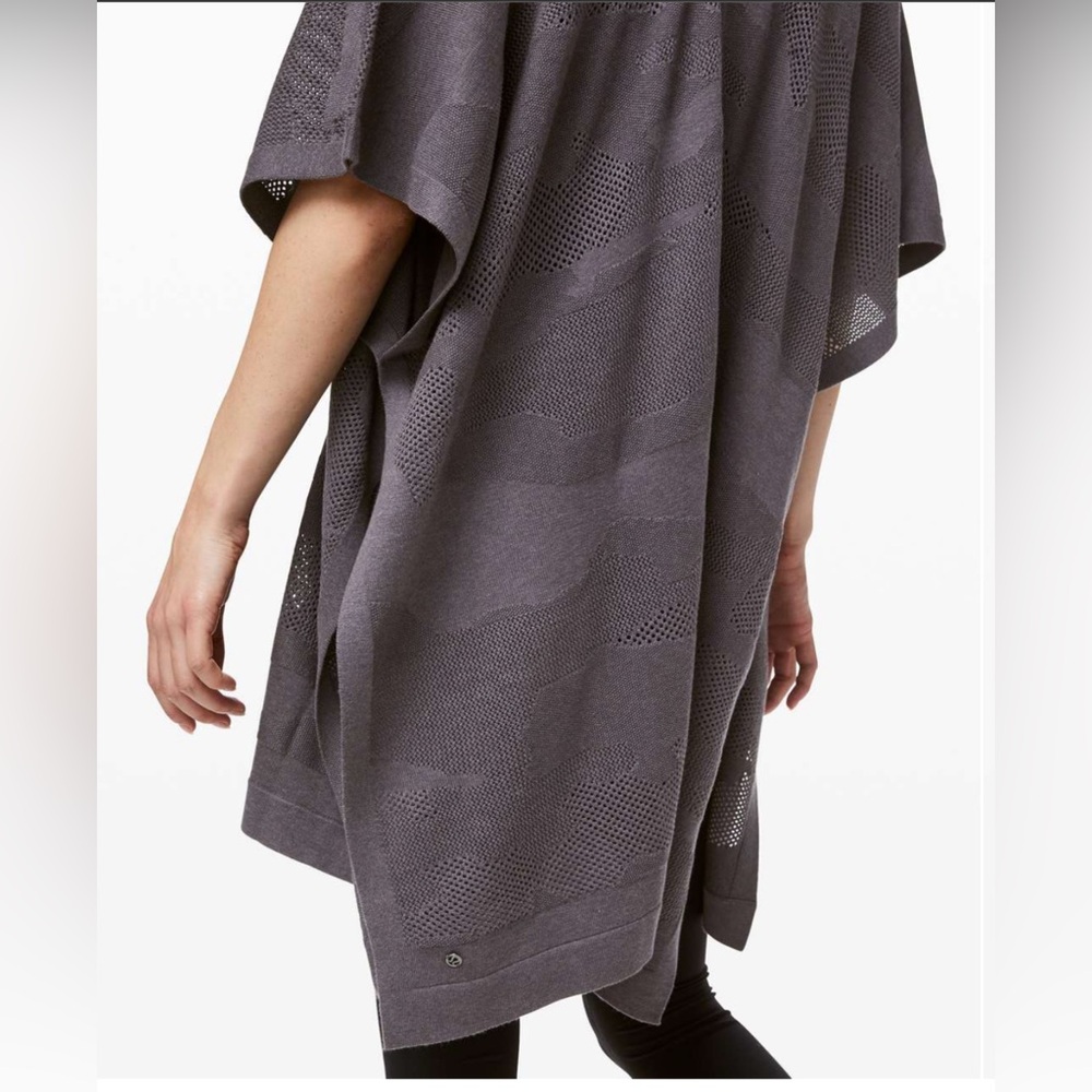Lululemon Womens Wrap Duster Find Your Light Gray Moonwalk Cotton Silk OSFA Yoga - Picture 4 of 14